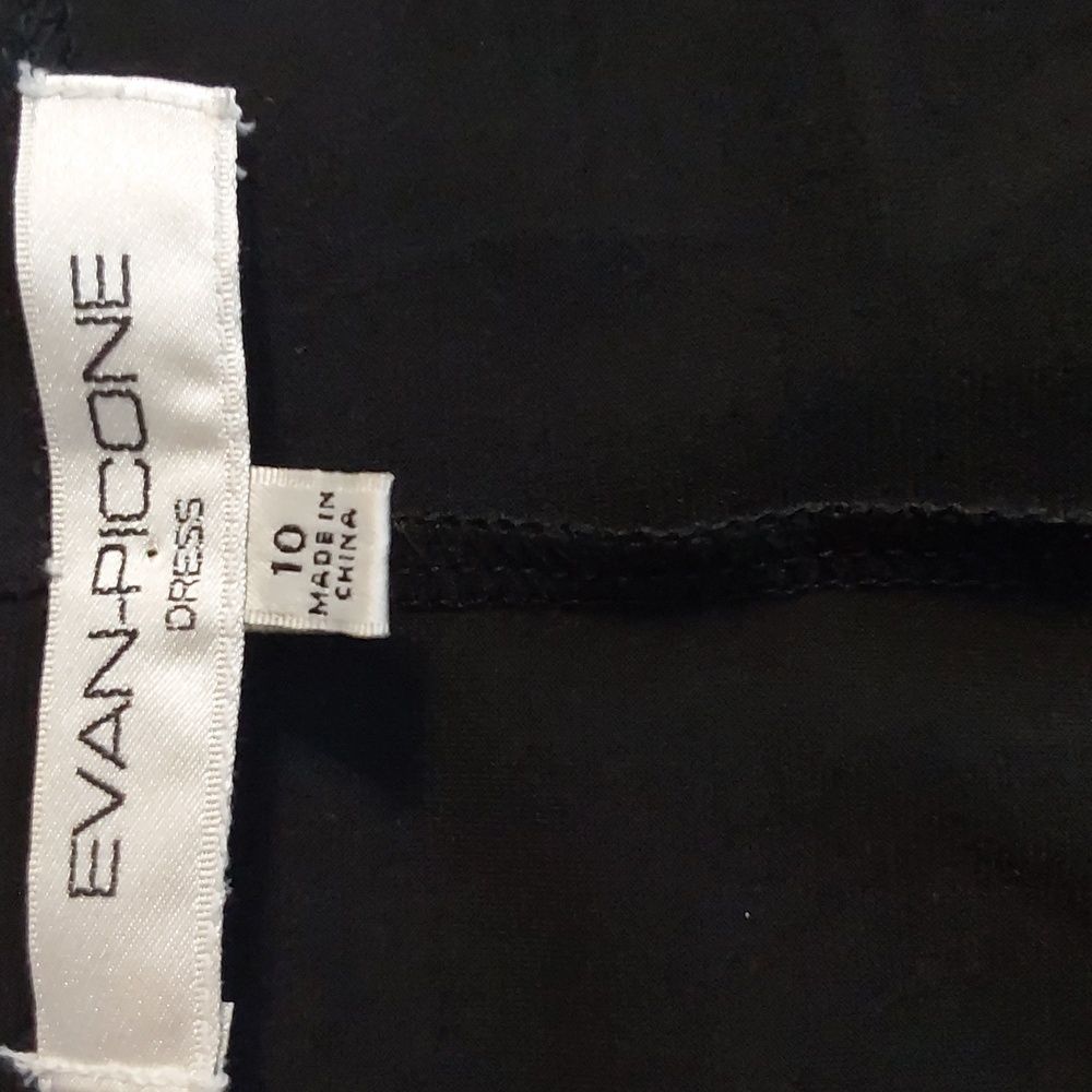 Evan Picone- Formal Black Deep V Ruching Slimming Cocktail Dress W Bling Sz.10 - Picture 9 of 10
